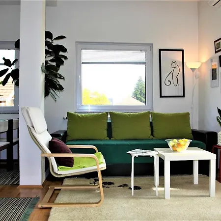 Modern Apt Апартаменты *